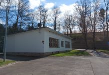 Veliki odziv birača u Luksemburgu, ekipi Radio Pulsa onemogućeno fotografisanje oznake biračkog mesta biracko mesto u luksemburgu