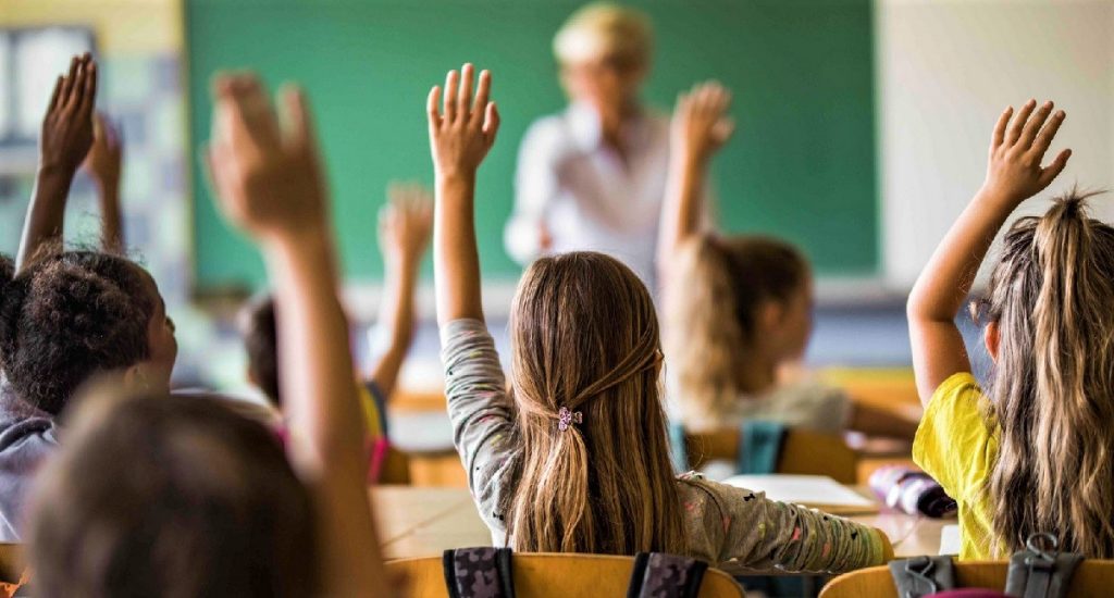 vestacka inteligencija u skolama
