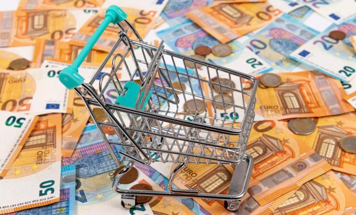 Realni prihodi domaćinstava u EU porasli za 7% — iza proseka kriju se ogromne razlike