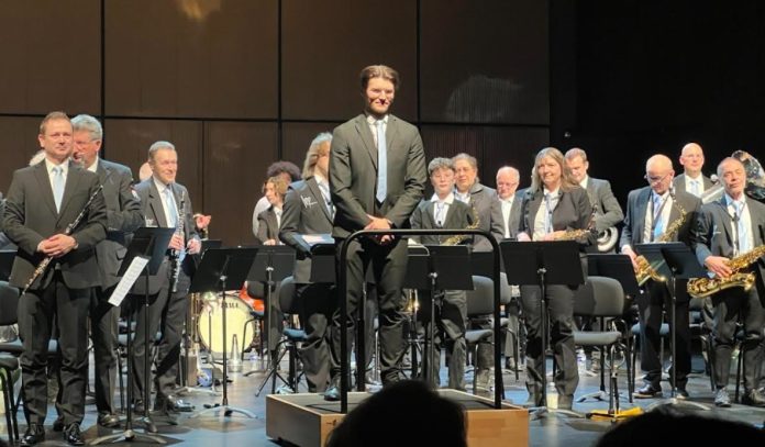 dino ajdarpasic Dirigent Dino Ajdarpasić oduševio Pétange: Gala koncert koji je najavio novu eru