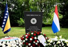 U Luksemburgu održana komemoracija povodom 31. godišnjice genocida u Srebrenici U Luksemburgu održana komemoracija povodom 31. godišnjice genocida u Srebrenici